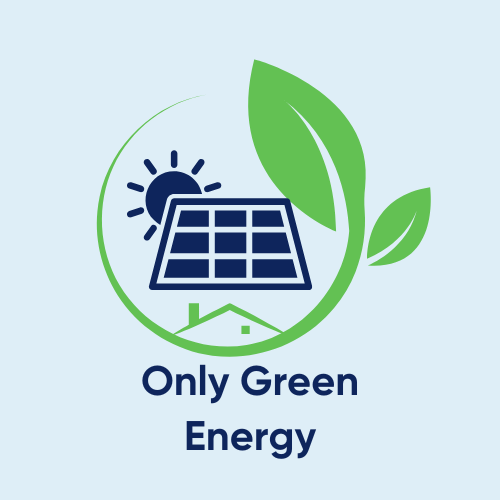 Logotipo de Only Green Energy con icono de panel solar. Alquiler de techos para placas solares.